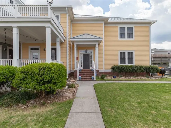 9654 Mason Creek Rd, Norfolk, VA 23503