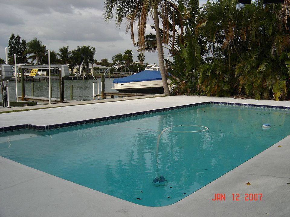 2nd image of 656 Normandy Rd