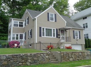 869 Bernon St, Woonsocket, RI 02895
