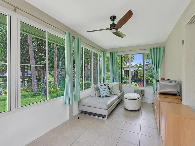 664 Vocelle Ave — Photo 20