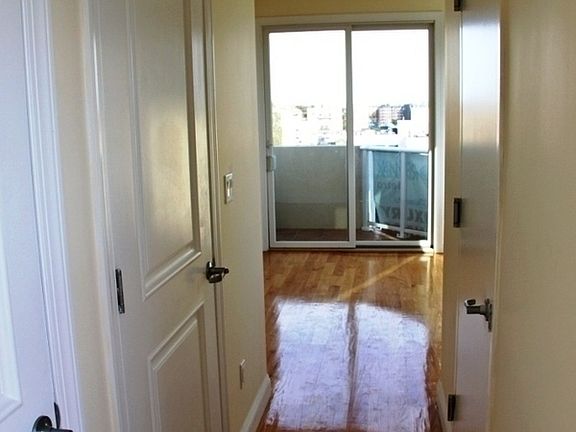 3rd image of 2848 Brighton 7th St #2FF