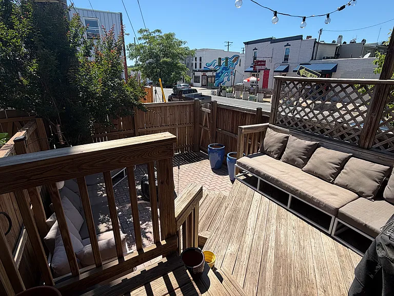 2846 Huntingdon Ave — Photo 9