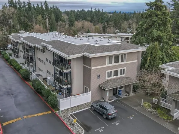 12631 NE 9th Place #C305, Bellevue, WA 98005