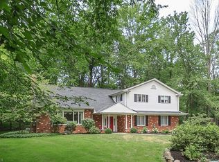 7089 Wilson Mills Rd, Gates Mills, OH 44040