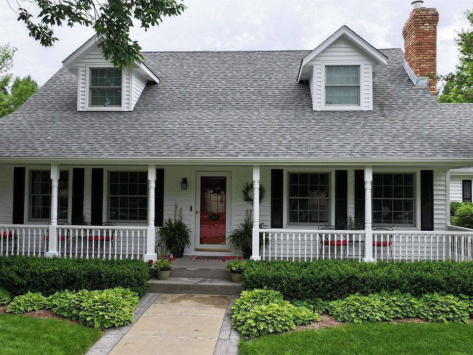 1st image of 701 E Meadowlark Trl