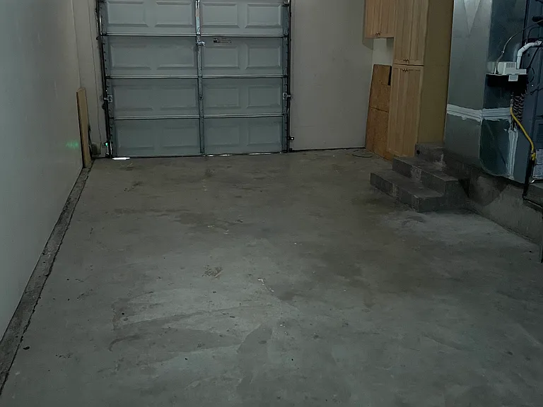 803 N Walnut St — Photo 34