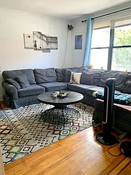 Rented by R New York