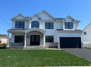 10 19th St, Jericho, NY 11753