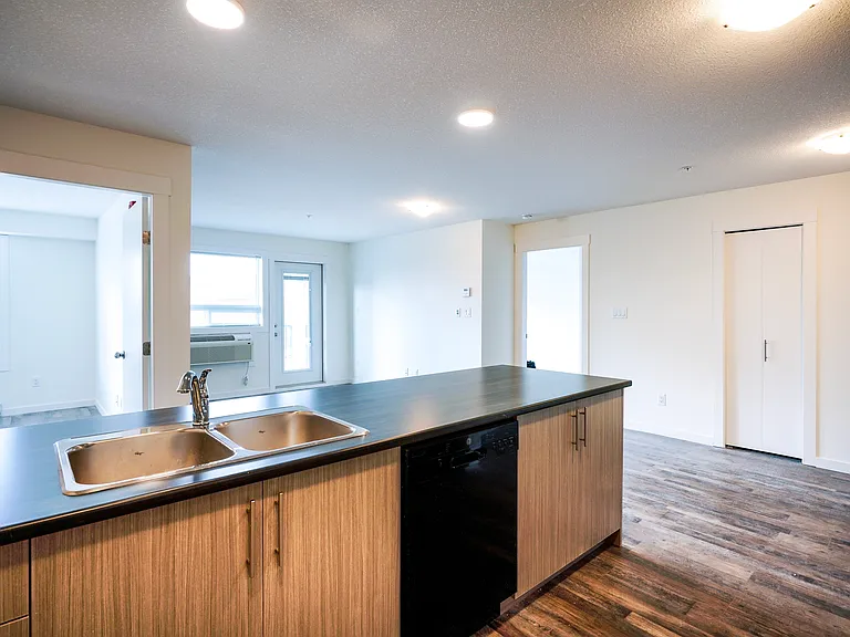 6611 Southridge Ave — Photo 22