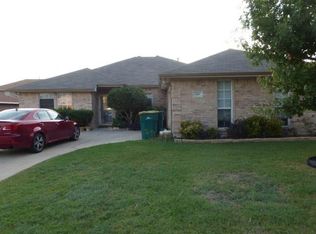 805 Serenity Dr, Cedar Hill, TX 75104