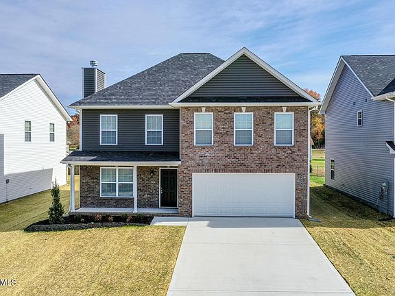 2nd image of Farmhouse Dr