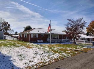 208 Dean St, South Pt, OH 45680