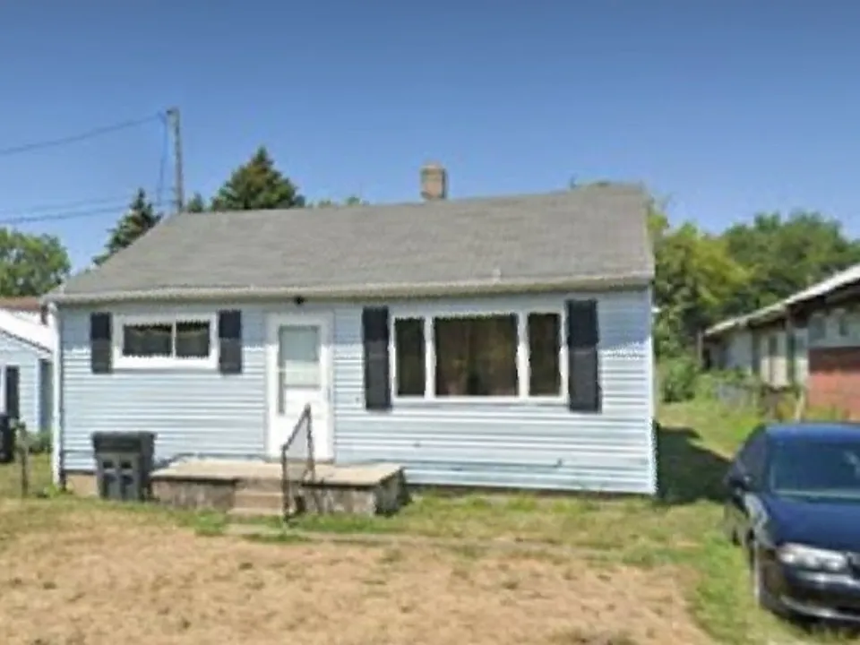 233 Dixie Ave