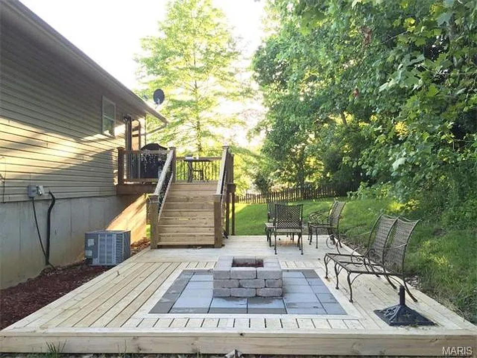 3 bed, 988 sqft, $2,000 — Photo 4