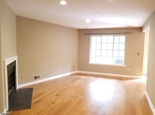 311 Riveredge Dr, Chatham, NJ 07928