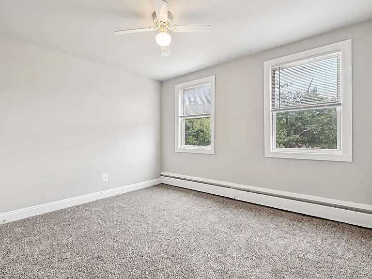 Oaklee Village Apartments — Photo 67