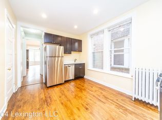1204 W Lexington St APT 3F, Chicago, IL 60607