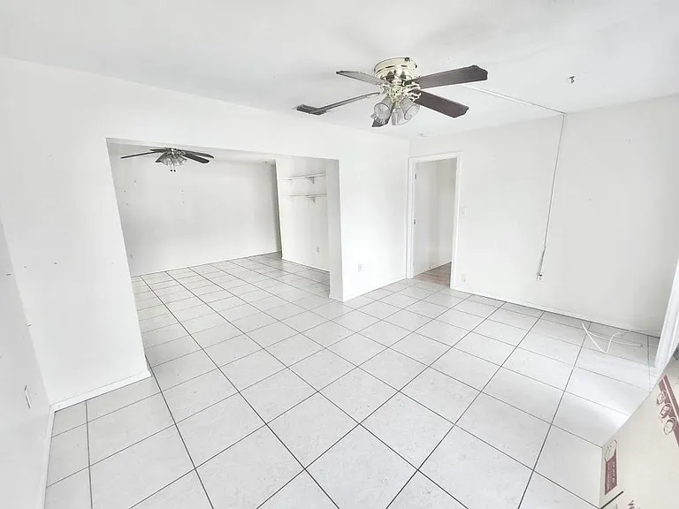 27263 Whitman Ave — Photo 11