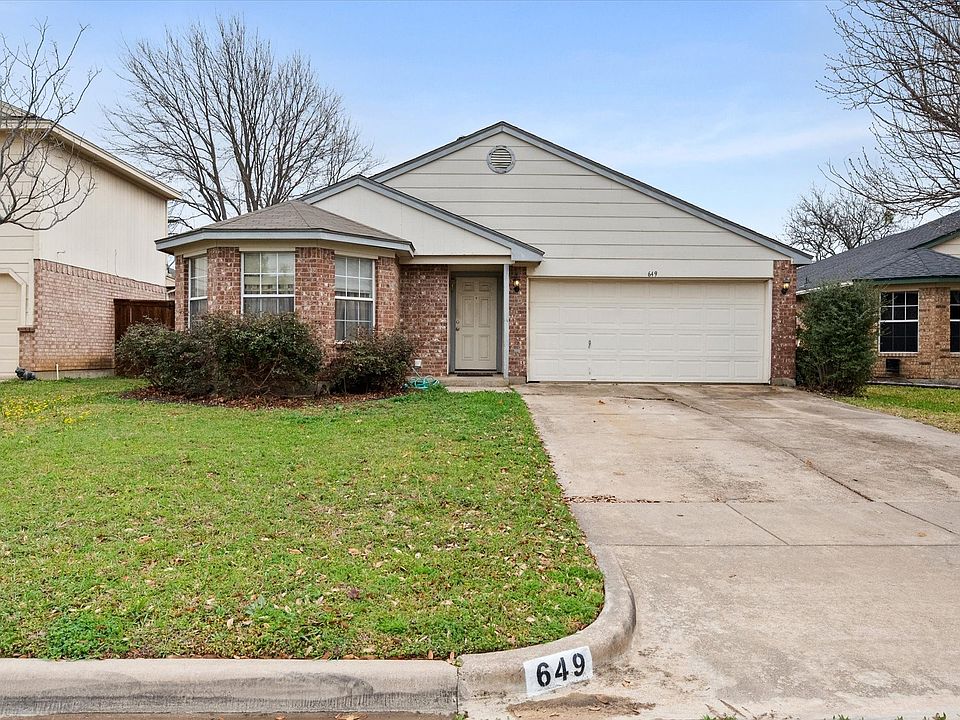 1st image of 649 Blueberry Hill Ln