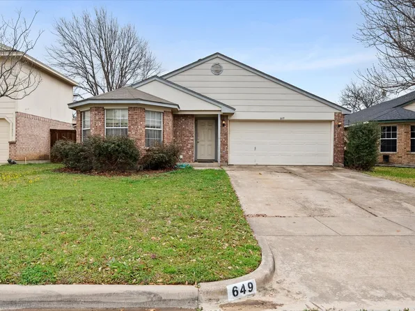 649 Blueberry Hill Ln, Mansfield, TX 76063