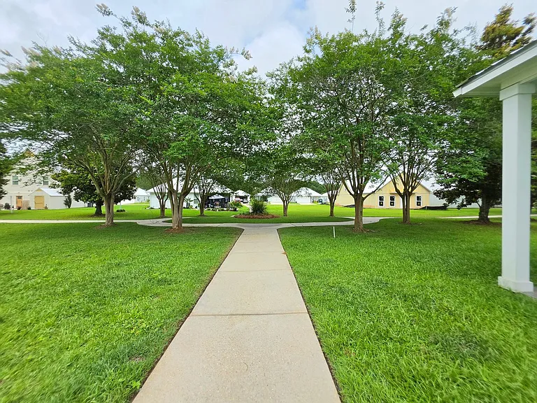 8088 Carmel Cir — Photo 4