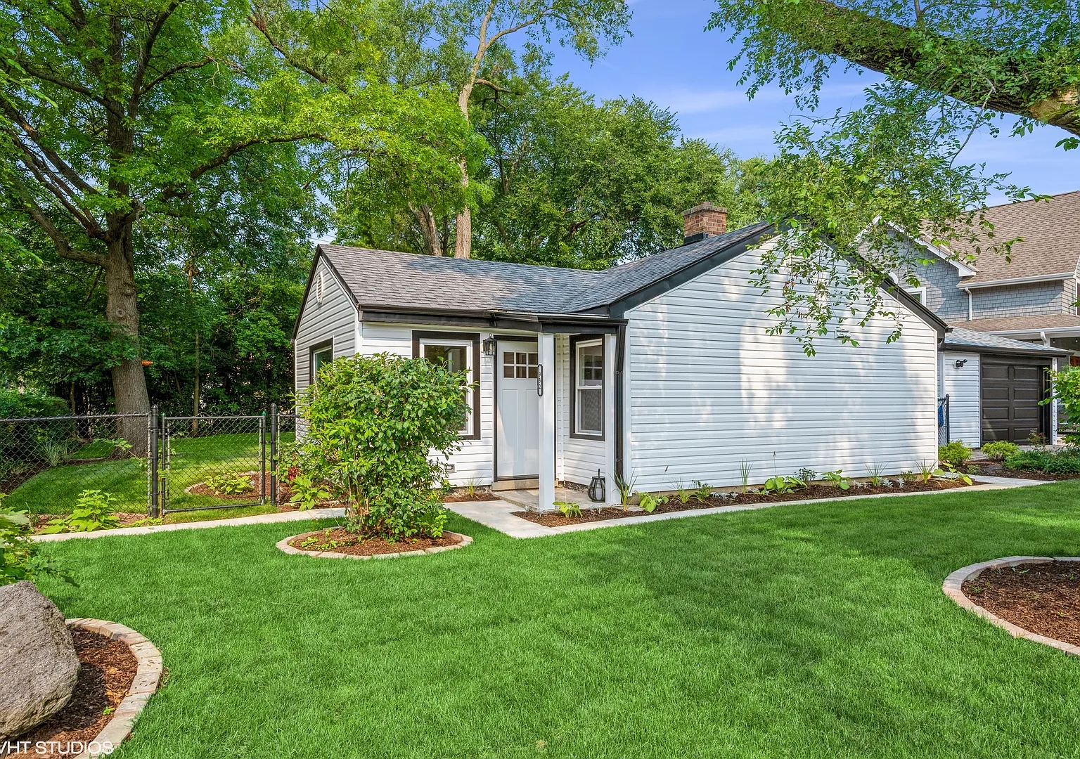 2 bed, 1.5 bath, $3,300 — Photo 1