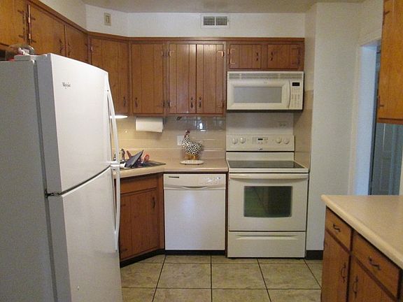 2nd image of 515 College Manor Pl