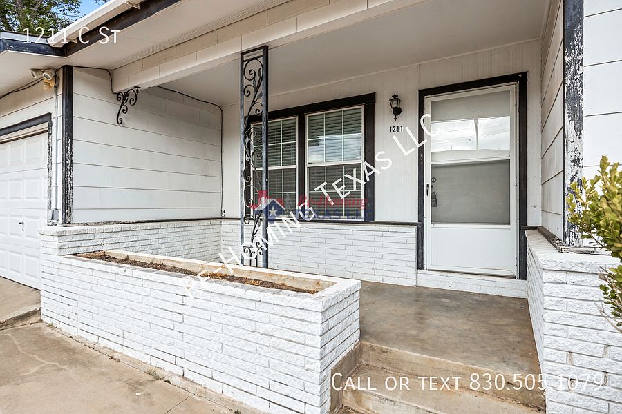 1st image of 1211 C St