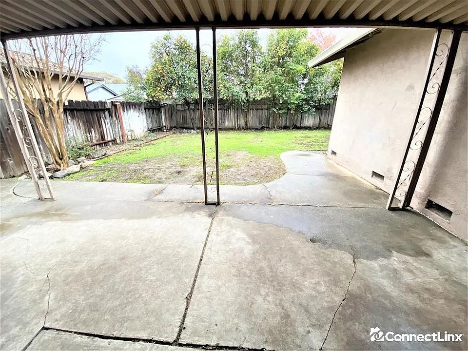 1st image of 287 Arrowhead Dr
