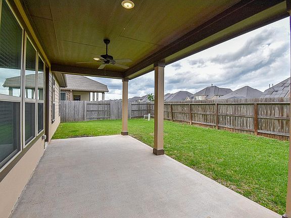 3rd image of 22246 Wave Hill Ln