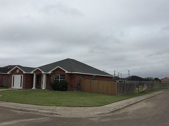 2nd image of 2206 Eve Ave