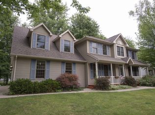 7866 Nutrush Dr, Freeland, MI 48623