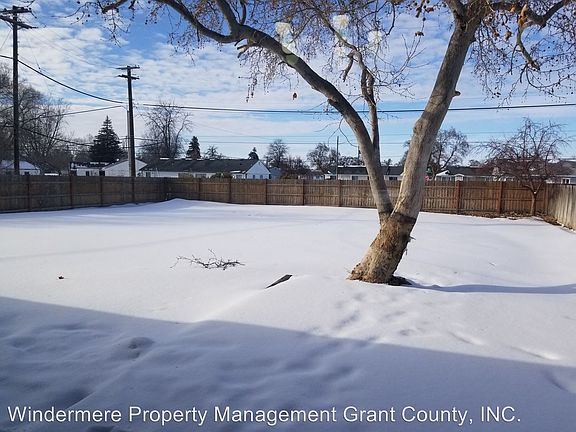 2nd image of 8914A Travis Dr