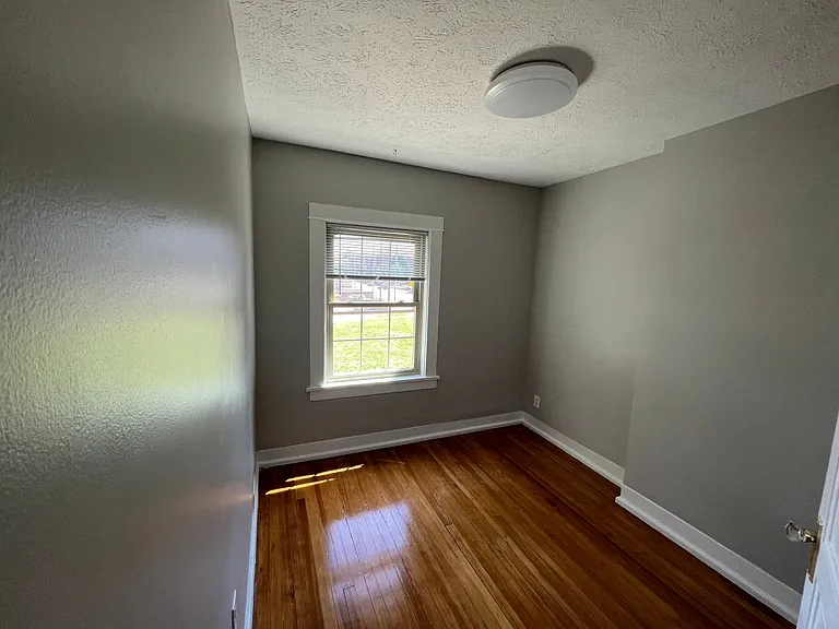 2917 Jackson St — Photo 23