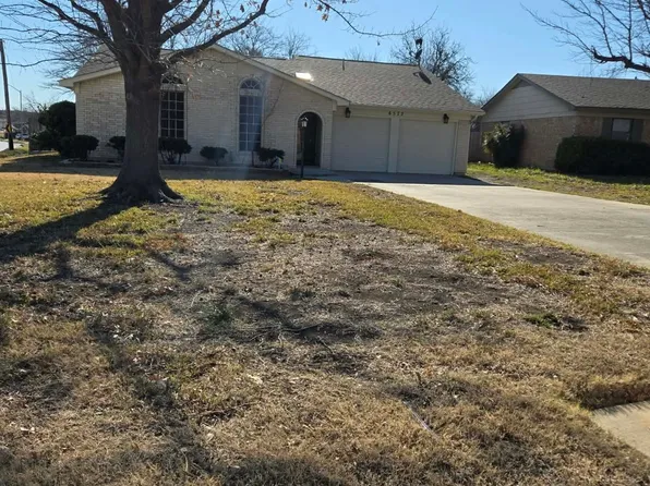 6572 McCart Ave, Fort Worth, TX 76133