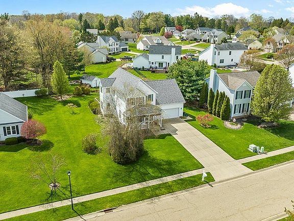 4th image of 5927 Sunscape Dr NE