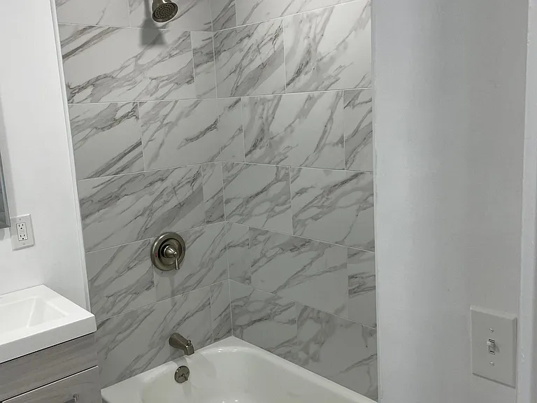 2042 Quail St #4 — Photo 3