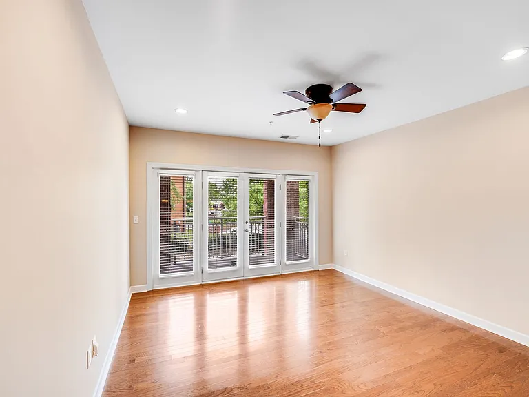 1903 Kenilworth Ave #109 — Photo 12