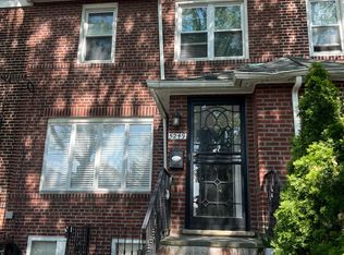 5249 66th St, Flushing, NY 11378
