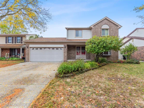 16089 Cambell Dr, Macomb, MI 48044