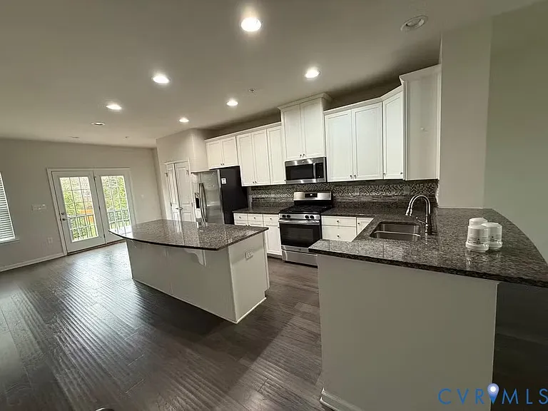 11955 Shire View Way — Photo 7