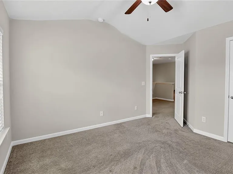 1542 Brookmere Way — Photo 25
