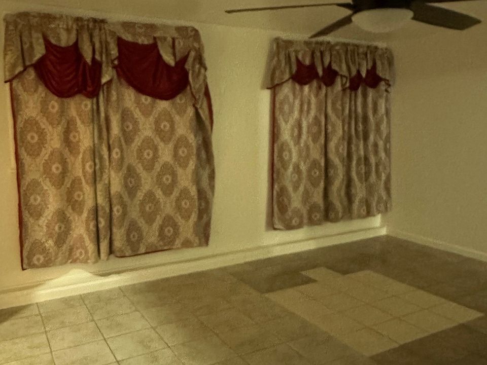 1st image of 11500 Glenoaks Blvd
