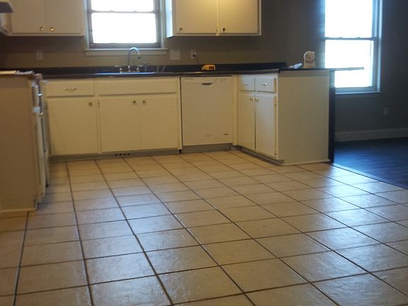 Kitchen & Dining Room