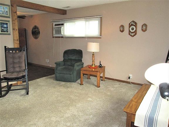 2nd image of 1331 Byron Dr