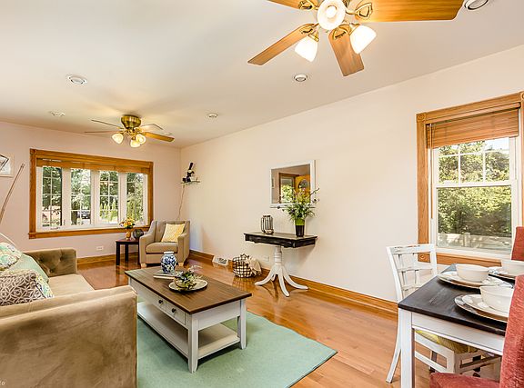 2nd image of 214 Spring St