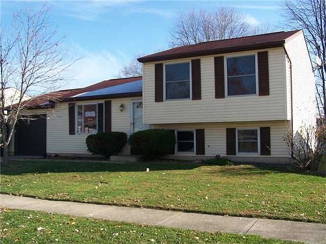 1st image of 917 Waring Dr E