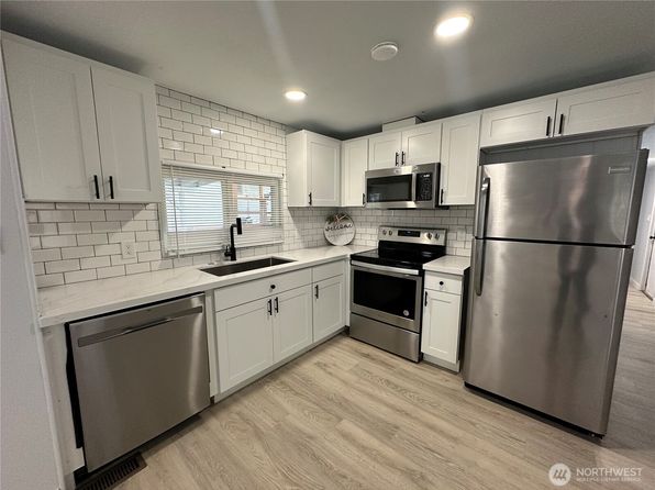 23708 locust way #35, Bothell, WA 98201