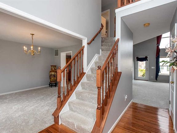 2nd image of 4588 Creekrun Dr