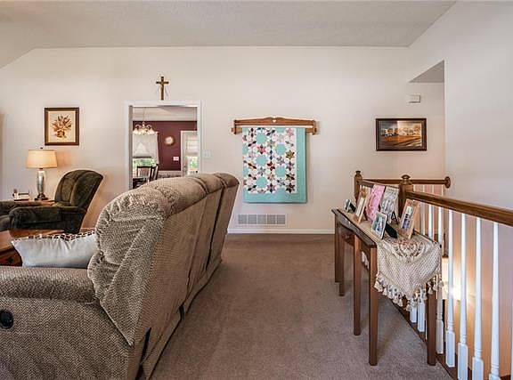 3rd image of 3009 Garland St